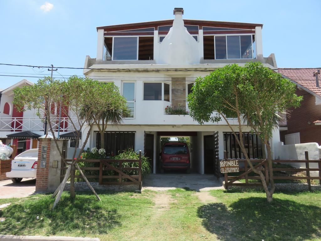 Piolon-piolon Apartment Santa Clara del Mar